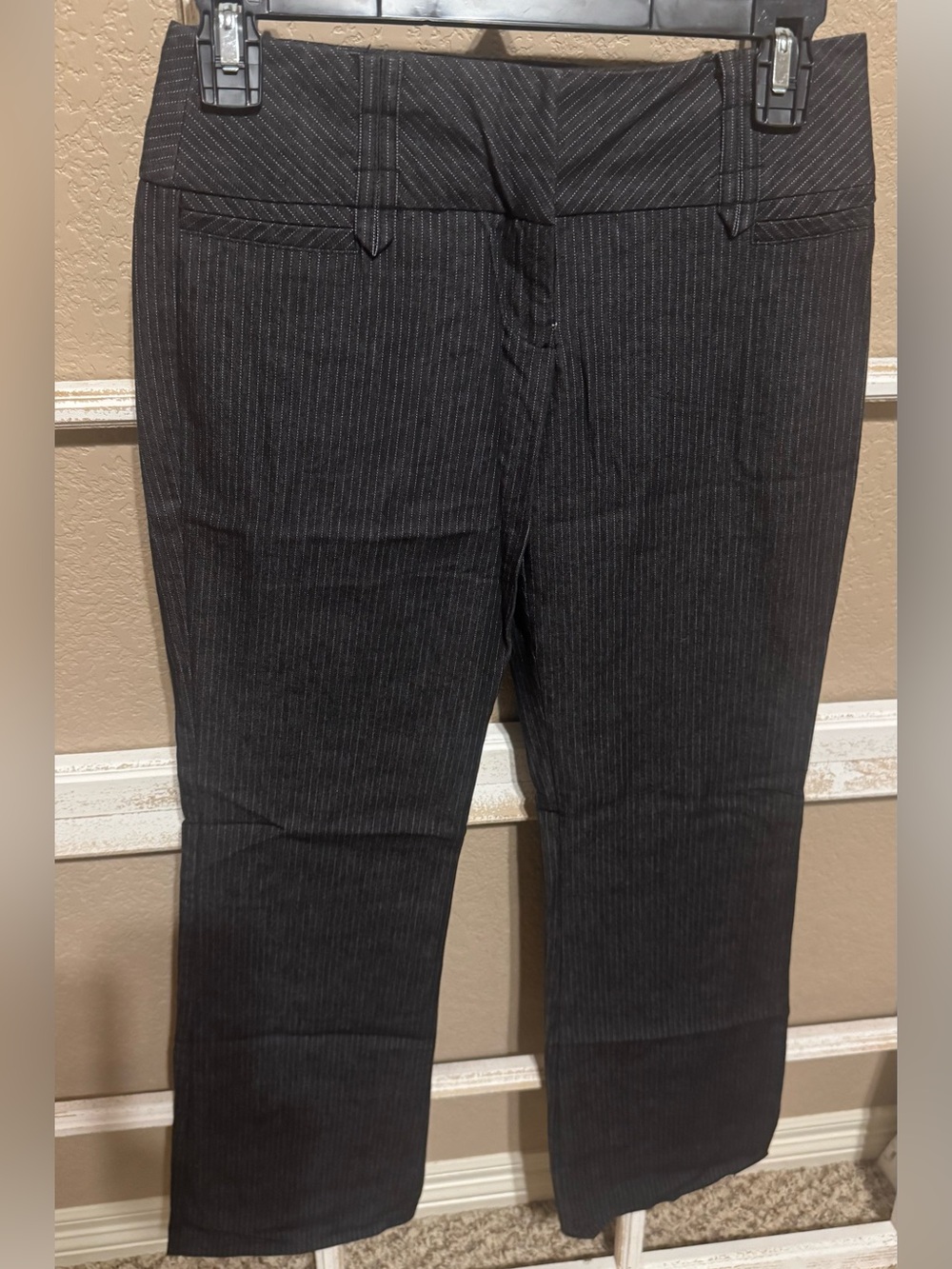 Timeless Dark Gray Pinstripe Trouser Pants; Sz 0